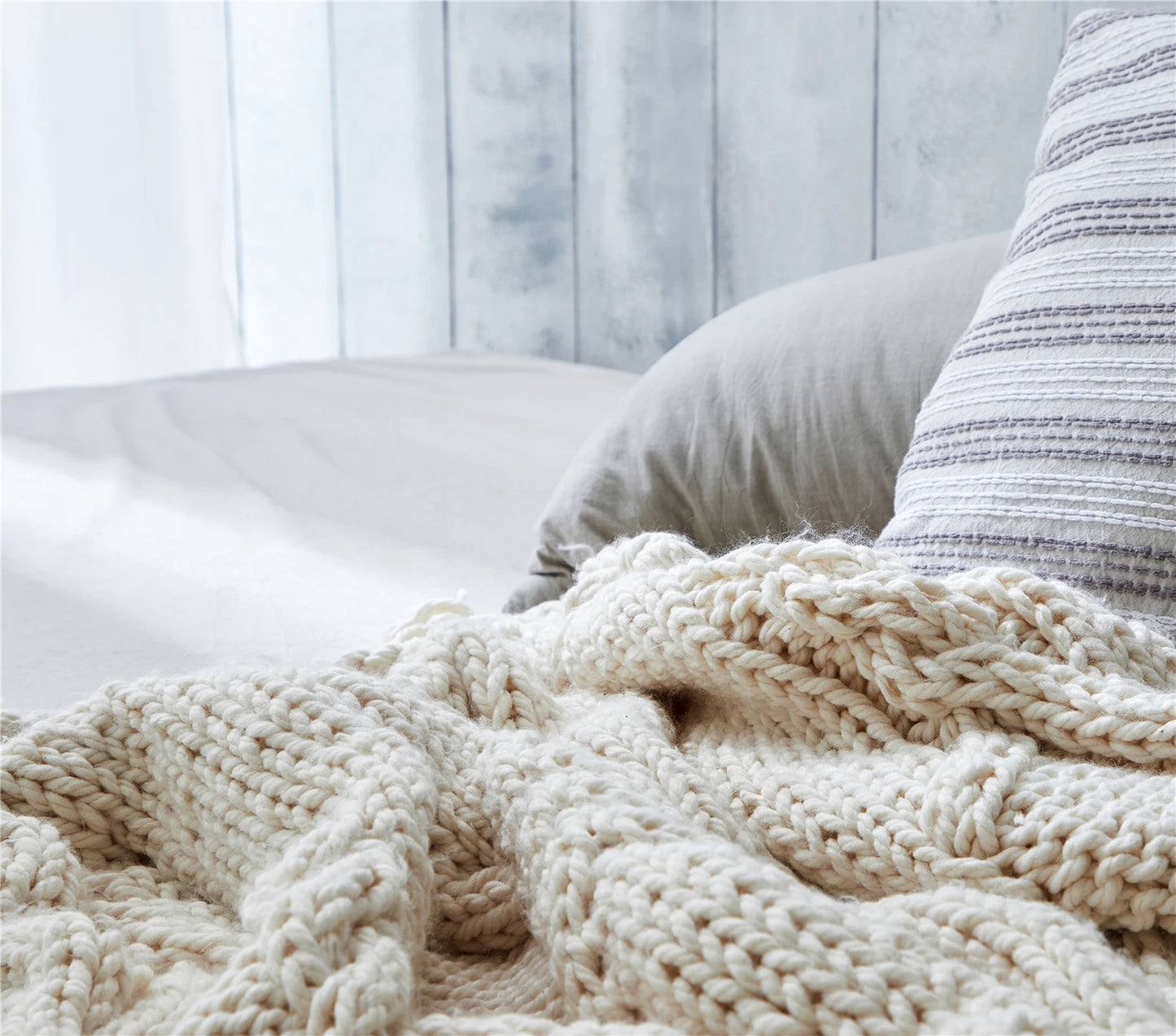 ποΈ The Serenity Knit Blanket