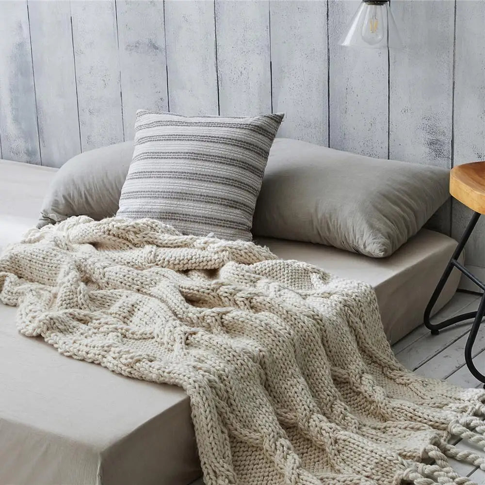ποΈ The Serenity Knit Blanket