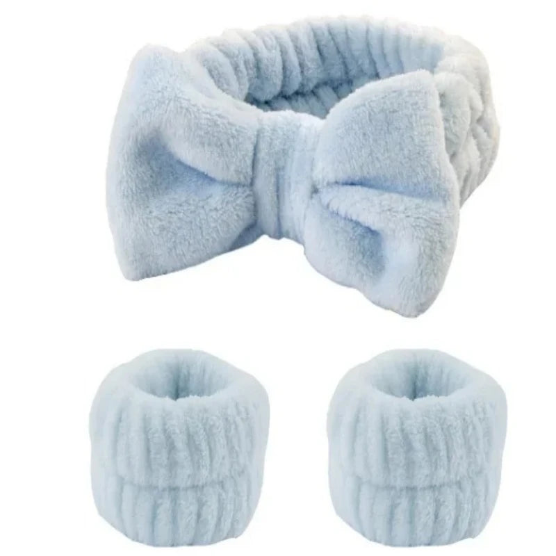 ππ½ββοΈβ¨ Moisturized & Unbothered Vanity Hair-Towel Wellness Set π