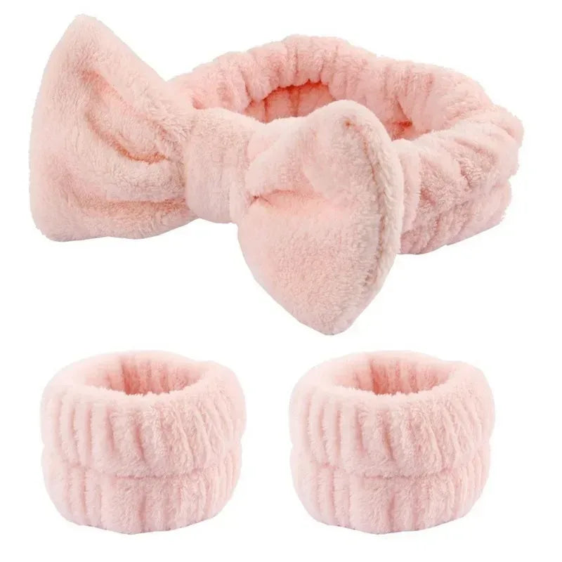 ππ½ββοΈβ¨ Moisturized & Unbothered Vanity Hair-Towel Wellness Set π