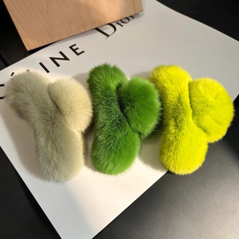 💫 Plush & Chill Hair Claw